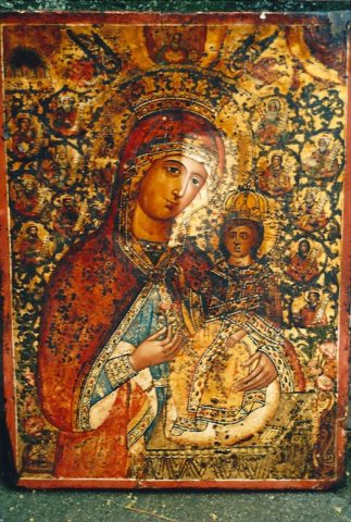 Ancien icône grecque pendant la restauration.. Belle peinture sur fond or vers 18 siècle Tempera sur levka sur bois